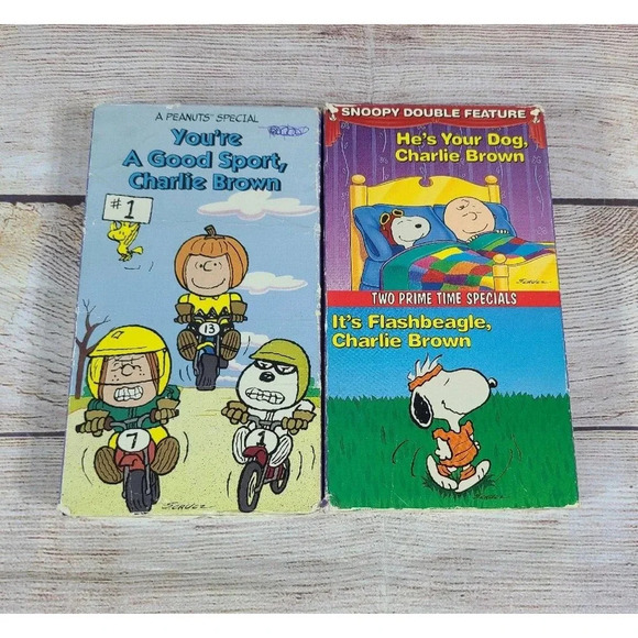 Vintage Peanuts VHS You're A Good Sport, Charlie Brown And Snoopy Double Feature - Picture 1 of 7
